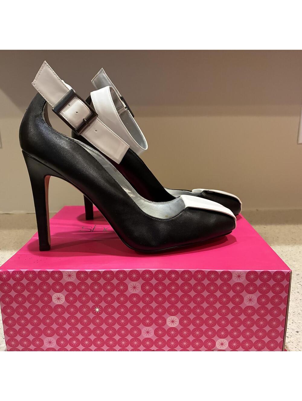 ShoeDazzle Womans Sz 11 Black White Patent Leather Stiletto Heels